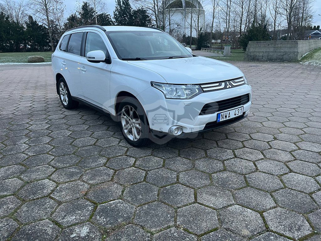 Mitsubishi Outlander 2012
