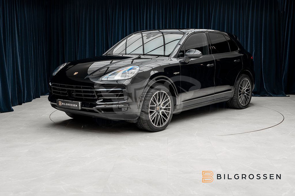 Porsche Cayenne 2022