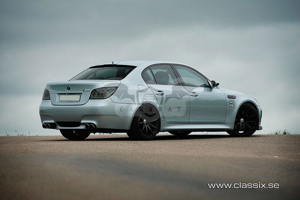 BMW M5 2005