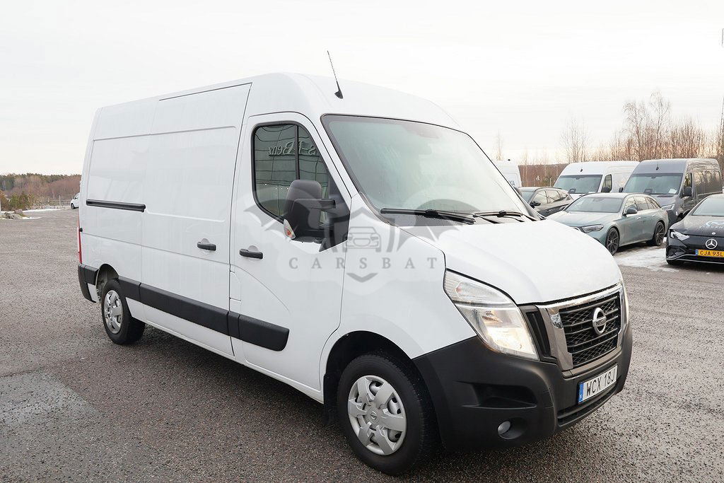 Nissan NV400 2020