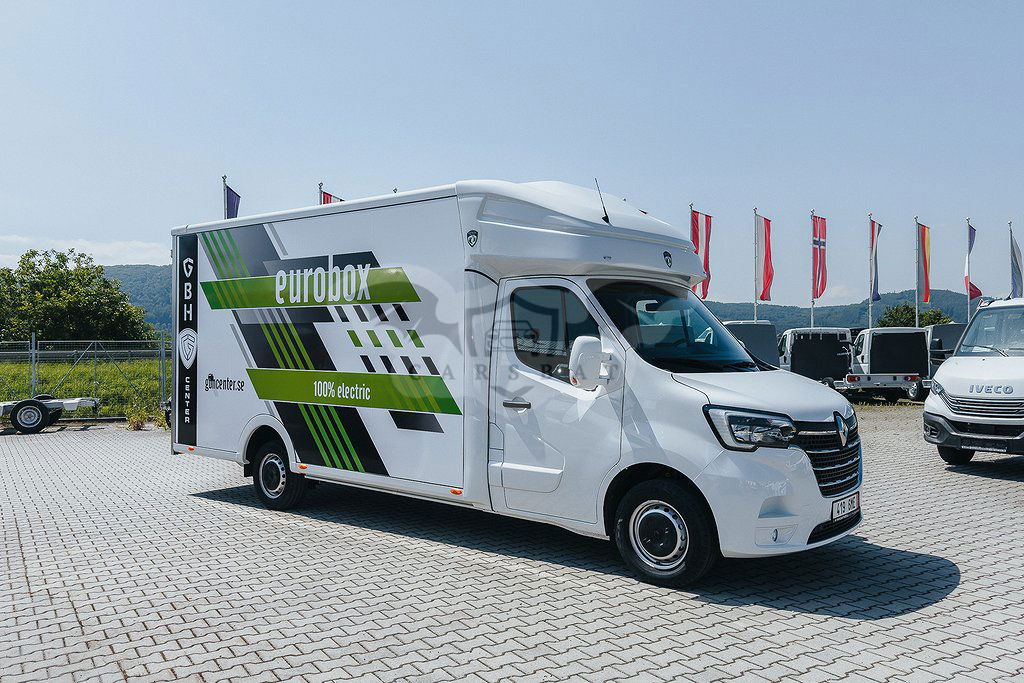 Renault Master 2024