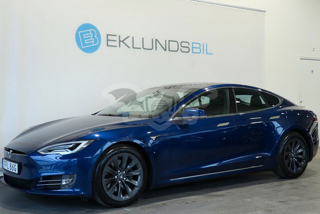 Tesla Model S 2020