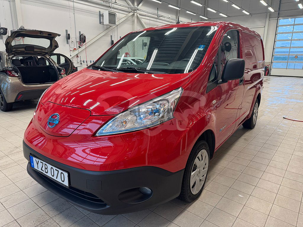 Nissan NV200 2017