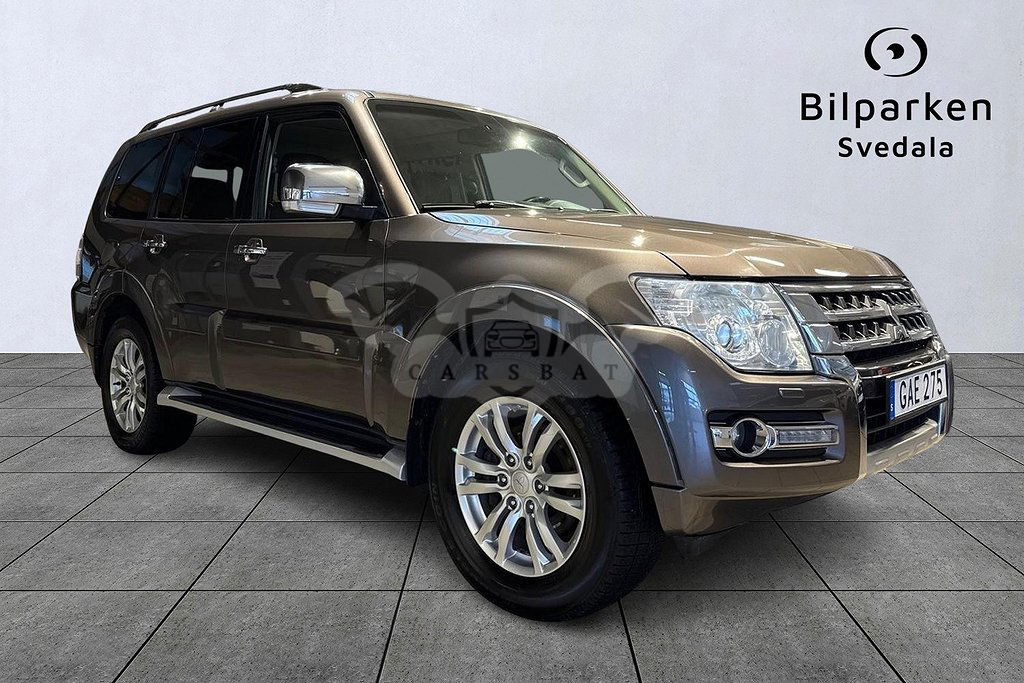 Mitsubishi Pajero 2015