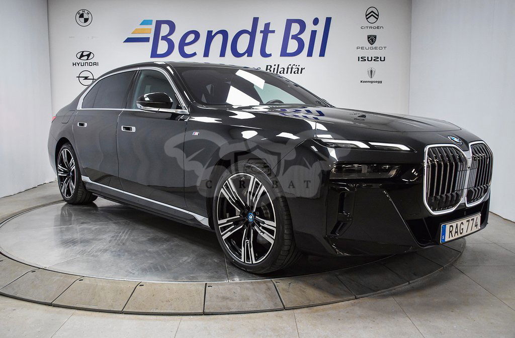 BMW i7 2023