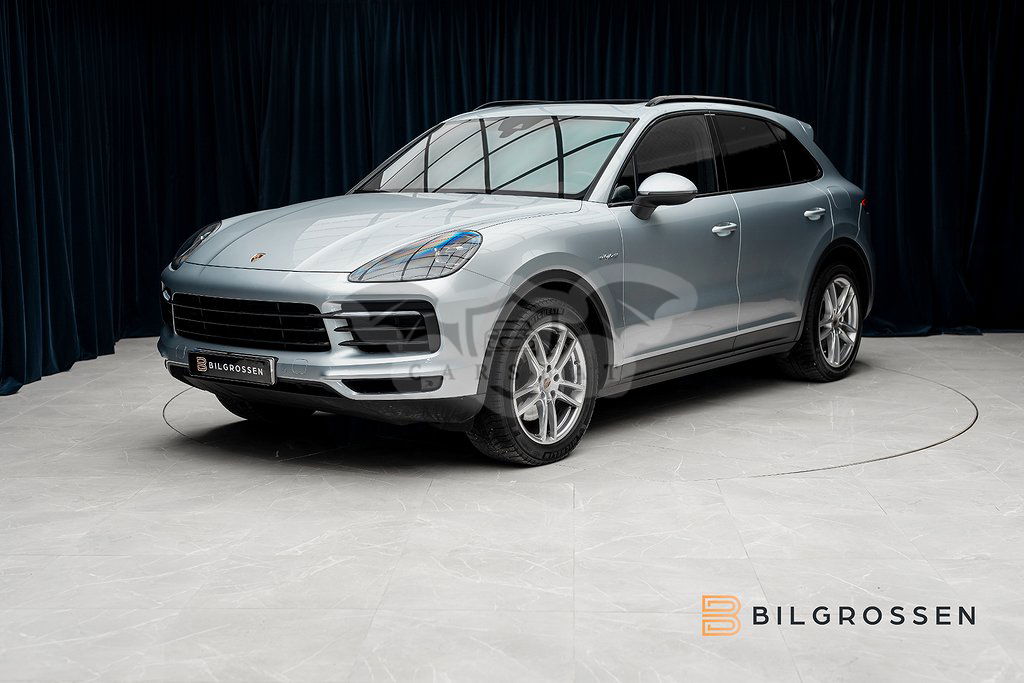Porsche Cayenne 2021