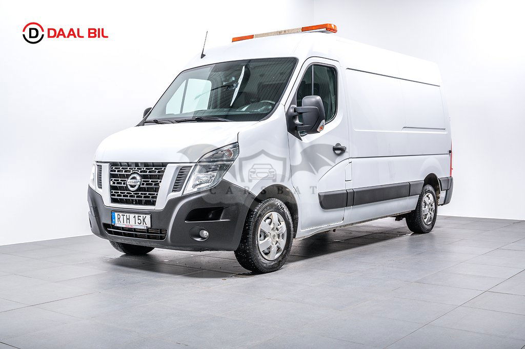 Nissan NV400 2019