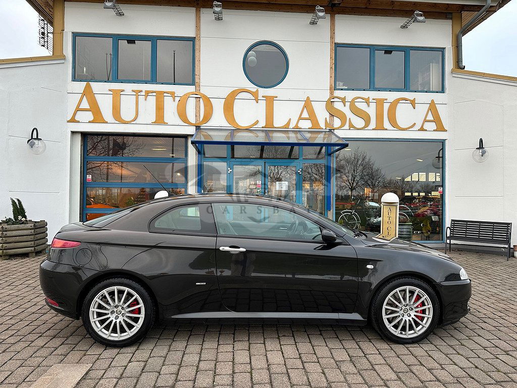 Alfa Romeo GT 2004
