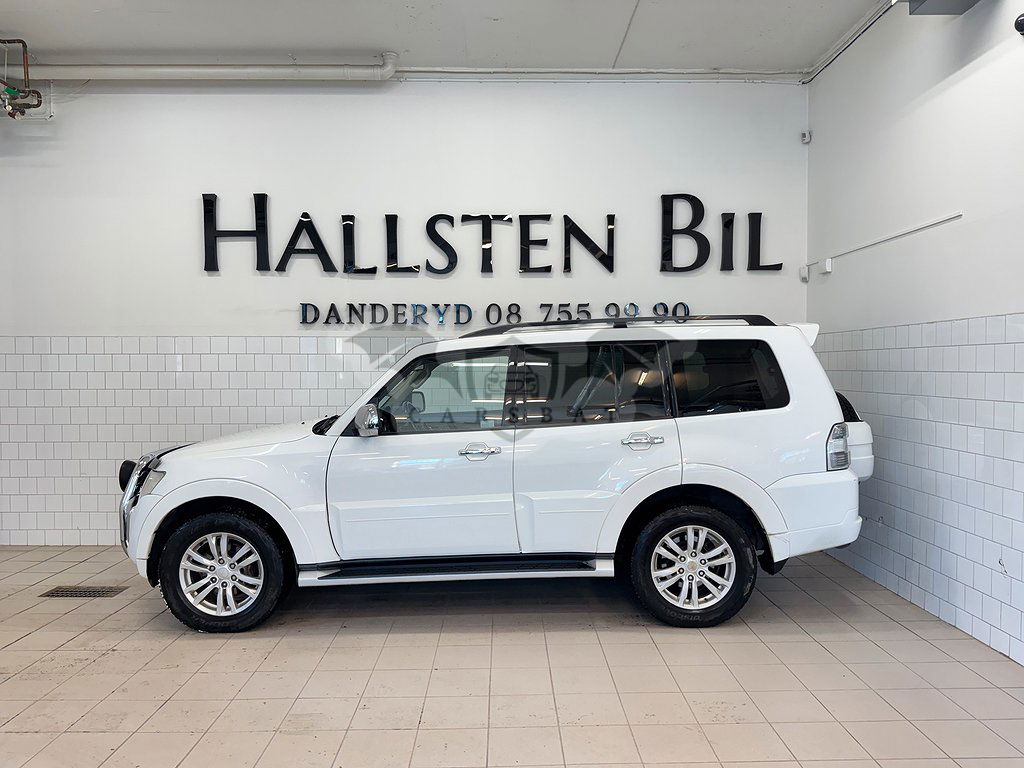 Mitsubishi Pajero 2013