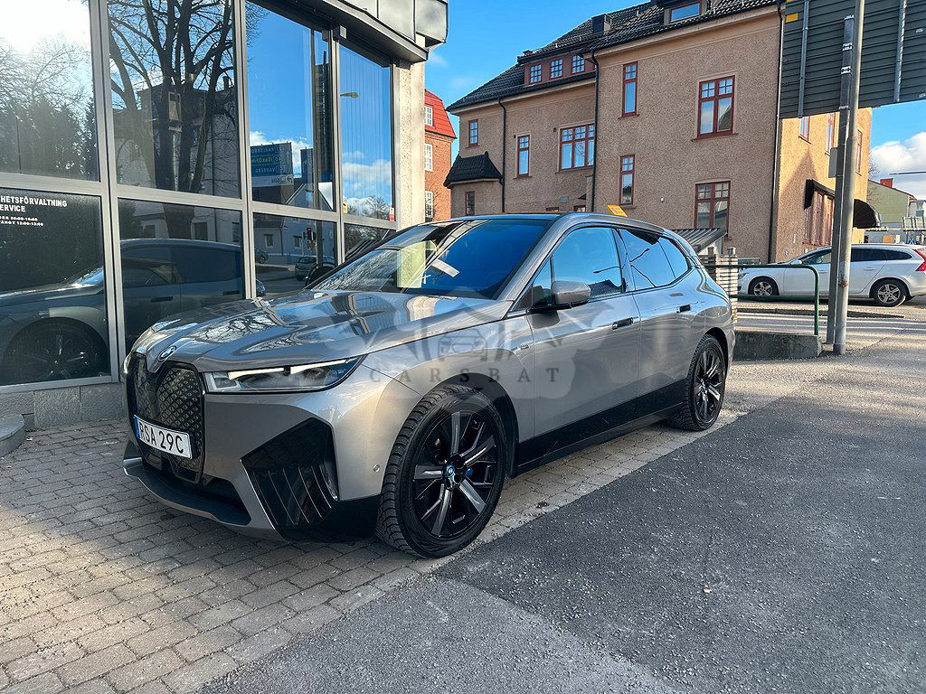 BMW iX 2023