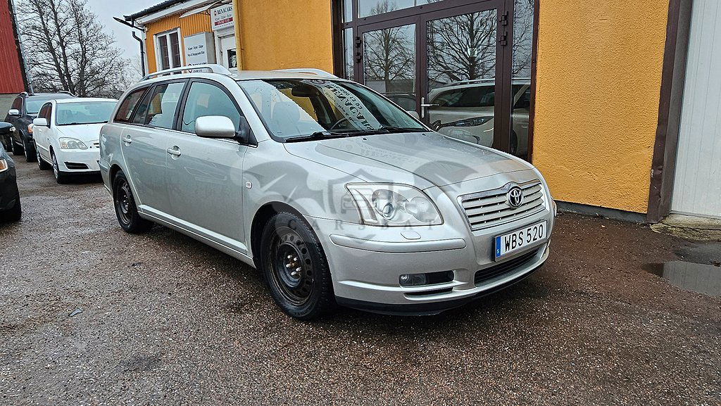 Toyota Avensis 2004