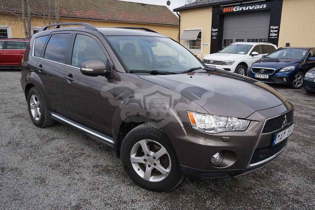 Mitsubishi Outlander 2011