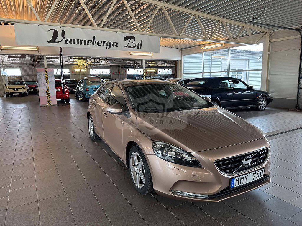 Volvo V40 2013