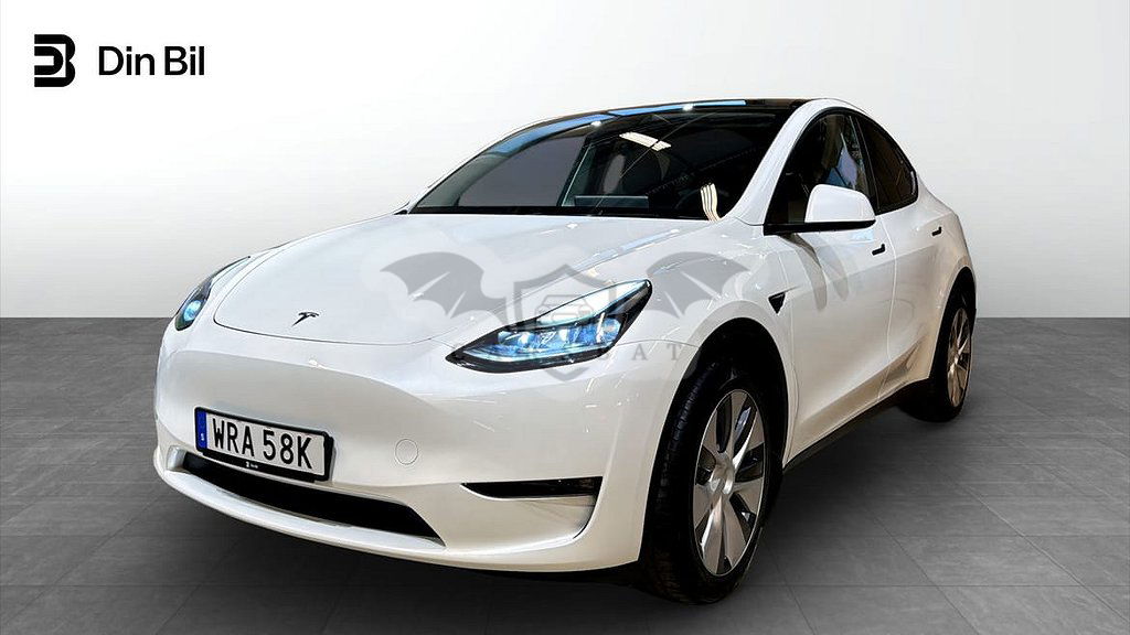 Tesla Model Y 2024