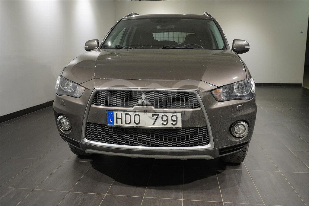 Mitsubishi Outlander 2012