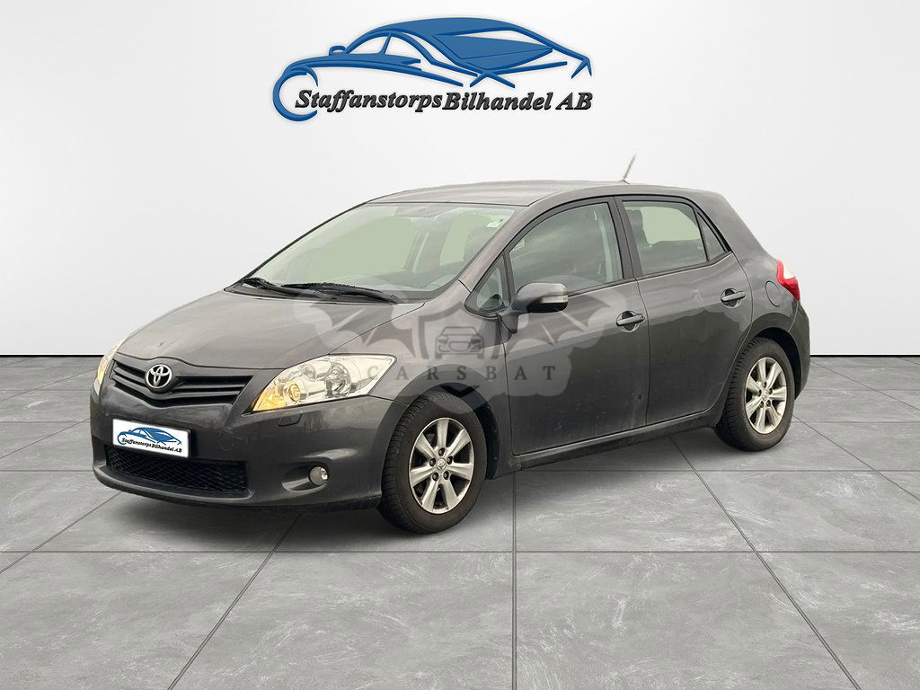 Toyota Auris 2011