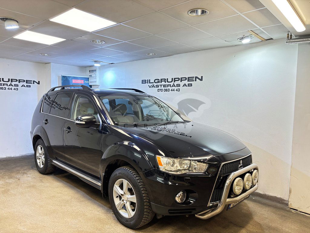Mitsubishi Outlander 2012