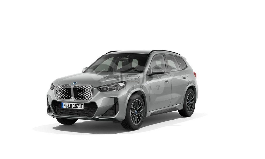 BMW iX1 2025
