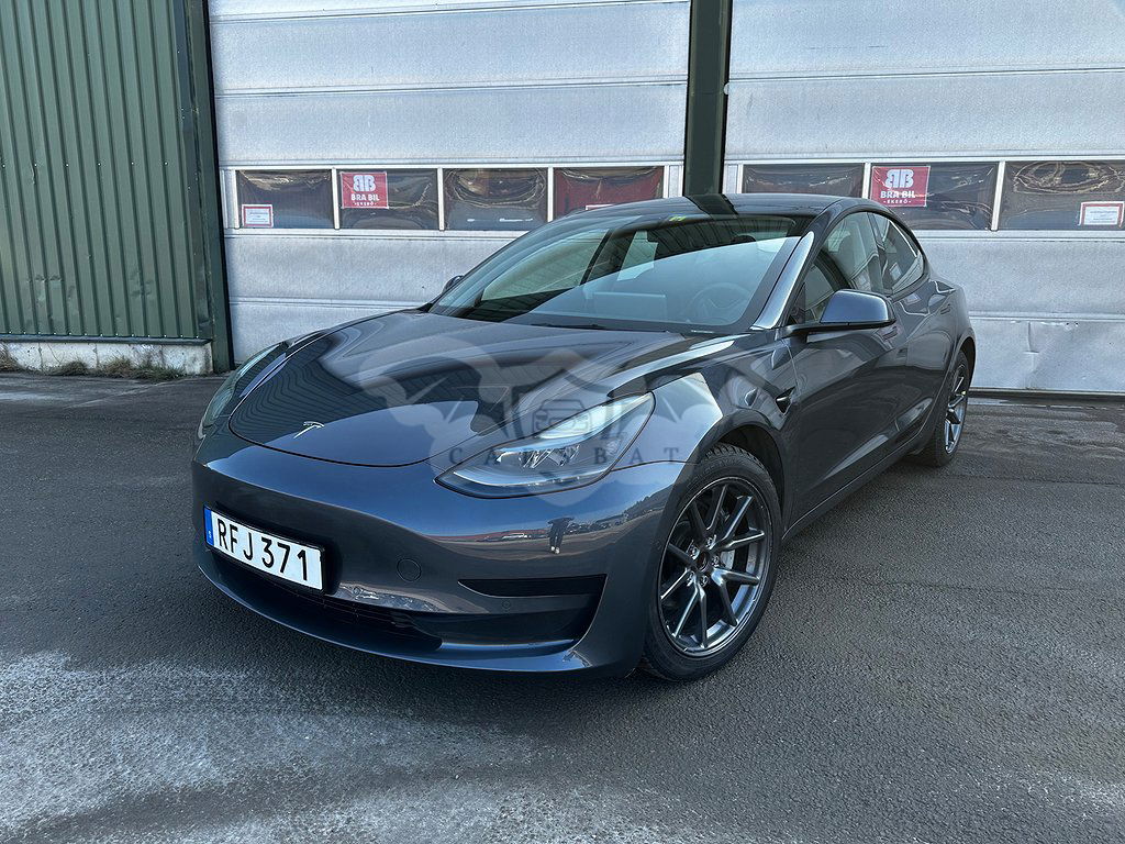 Tesla Model 3 2021