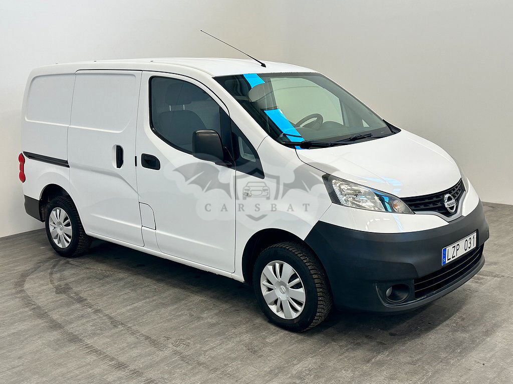 Nissan NV200 2011