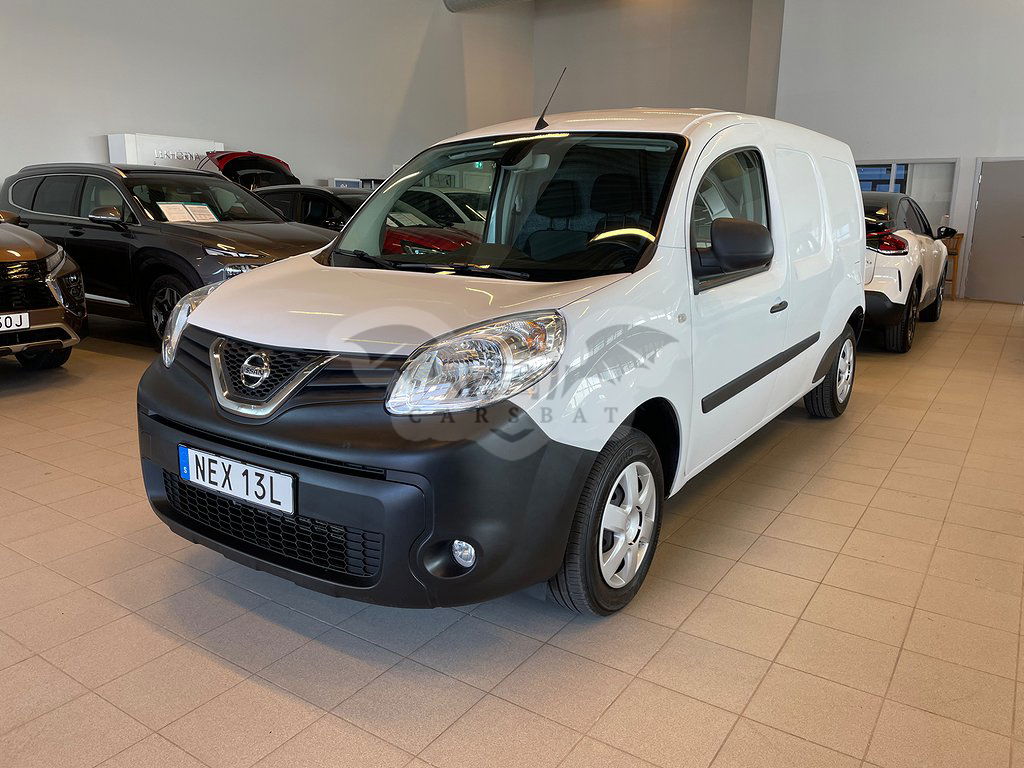 Nissan NT 2021