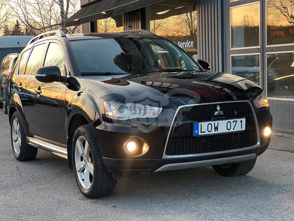 Mitsubishi Outlander 2011