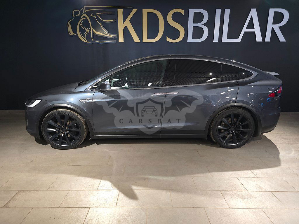 Tesla Model X 2016