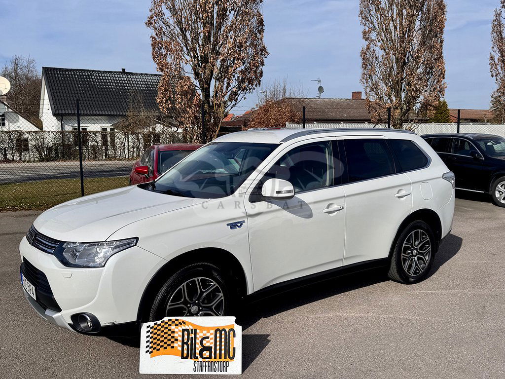 Mitsubishi Outlander 2015