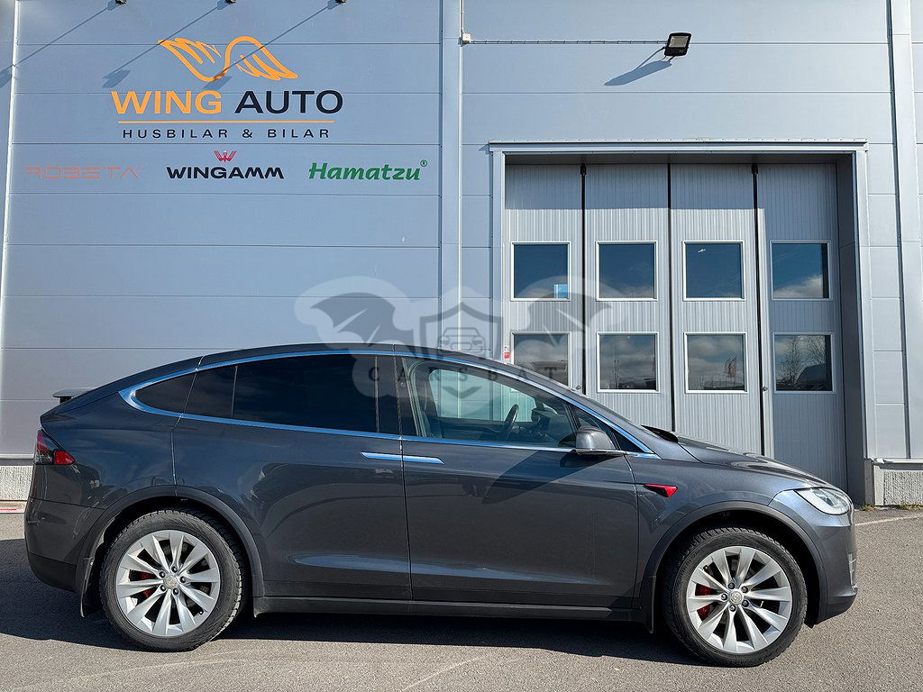 Tesla Model X 2019