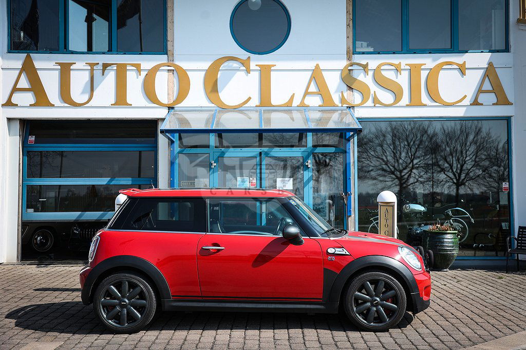 Mini John Cooper Works 2010
