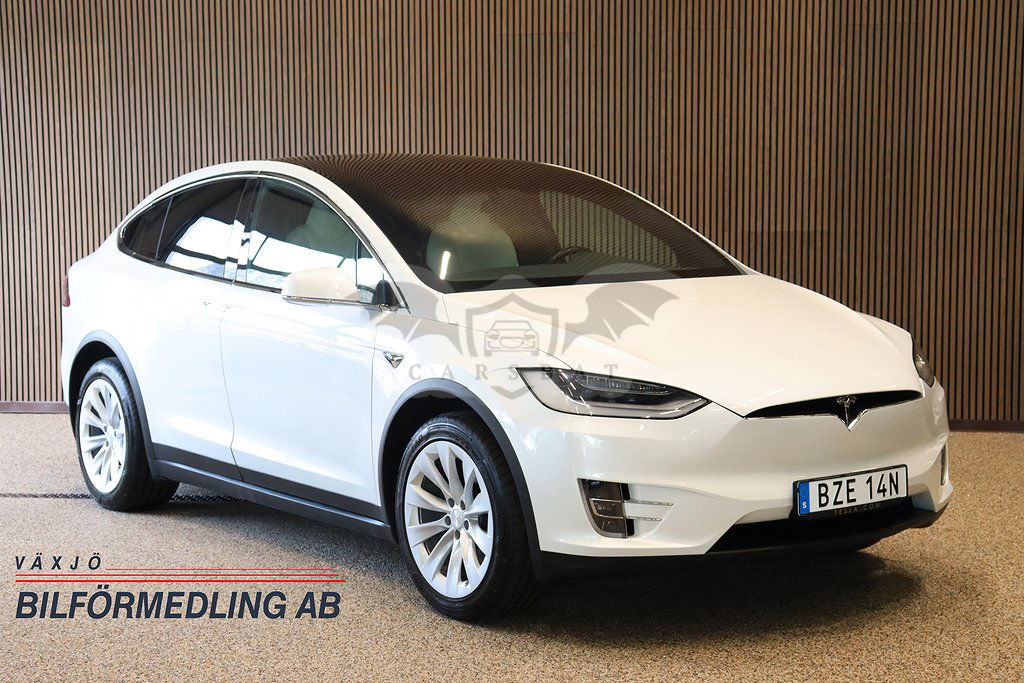 Tesla Model X 2020