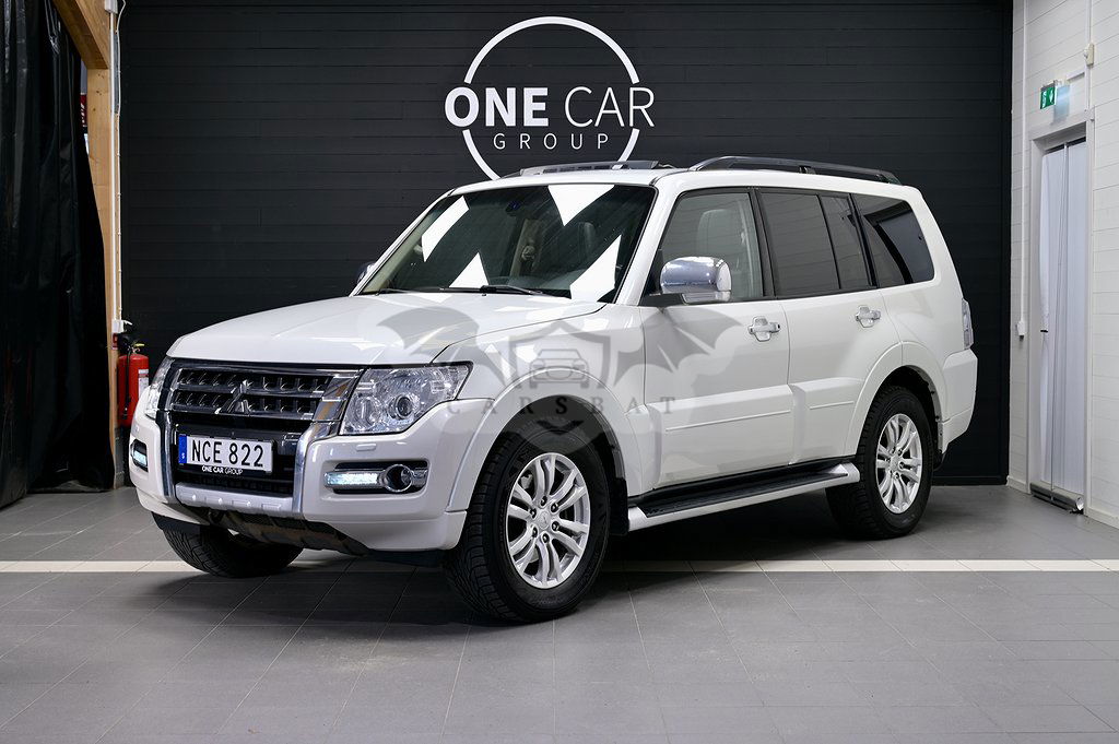 Mitsubishi Pajero 2016