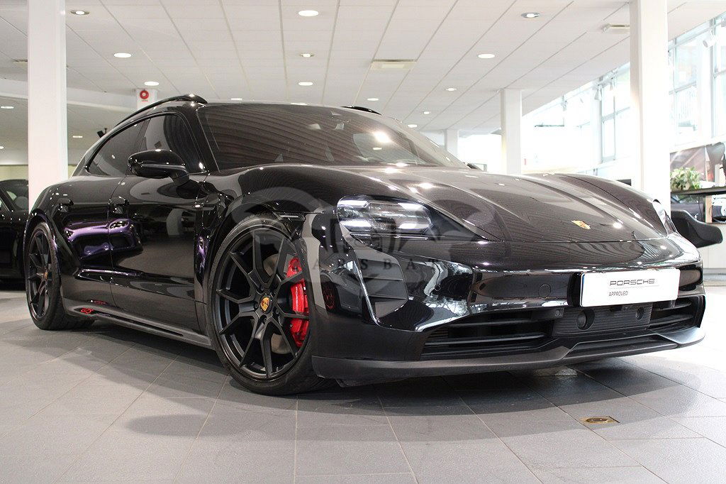Porsche Taycan 2023