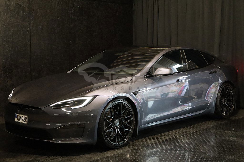 Tesla Model S 2023