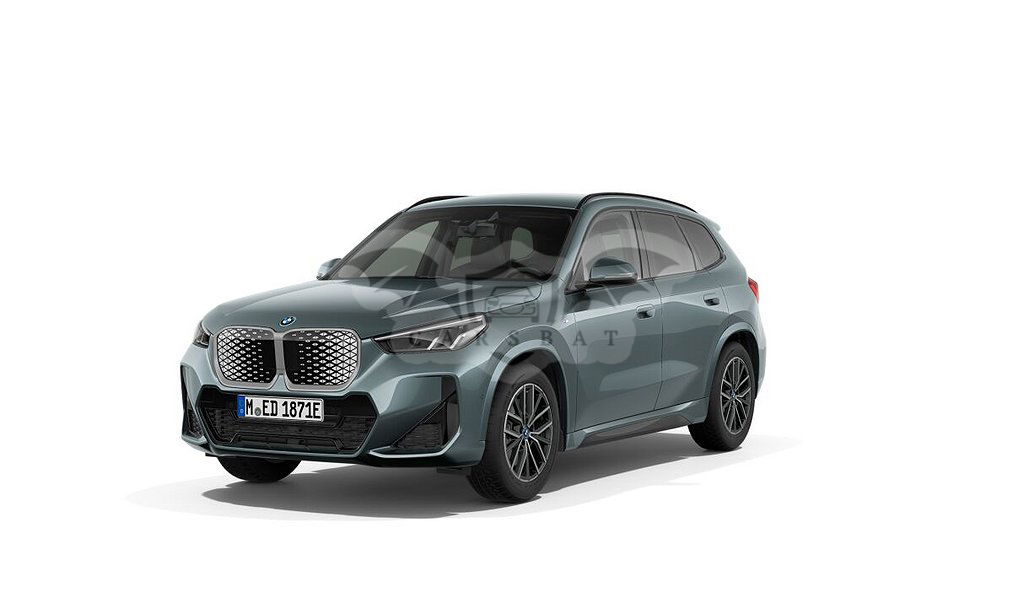 BMW iX1 2025
