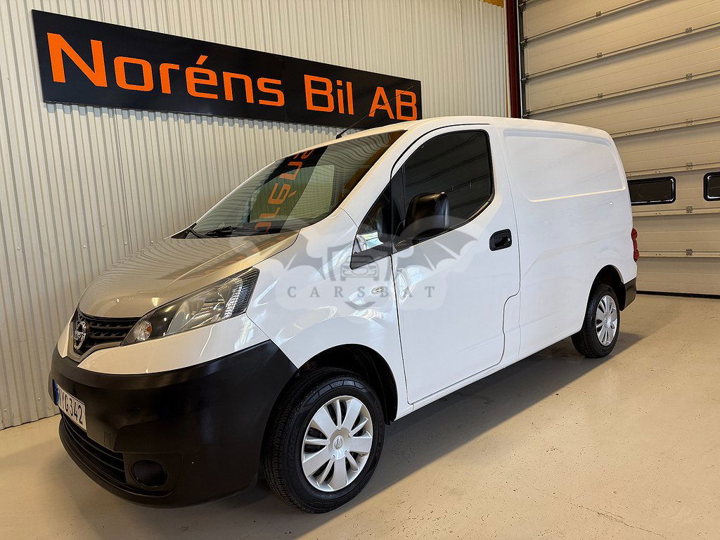 Nissan NV200 2016