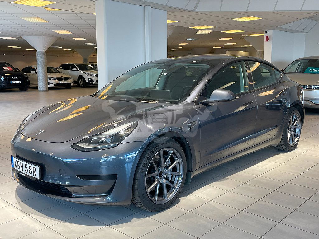 Tesla Model 3 2022