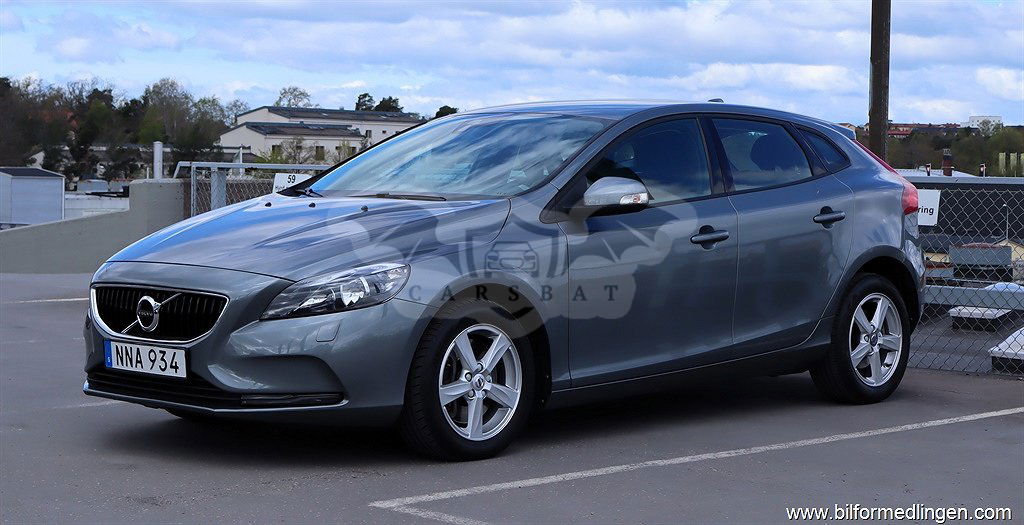 Volvo V40 2016