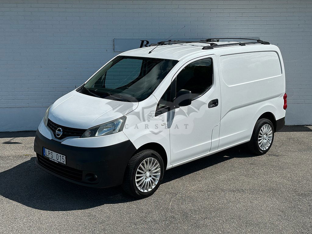 Nissan NV200 2011
