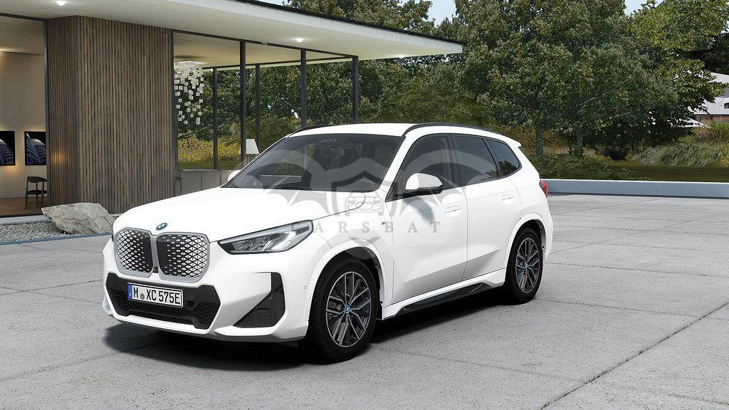 BMW iX1 2025