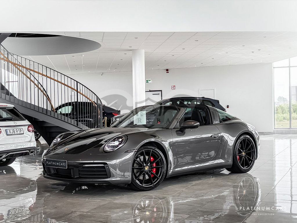 Porsche 992 2020