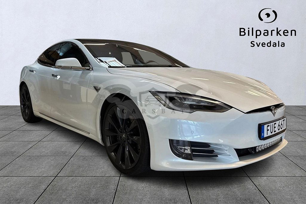 Tesla Model S 2020