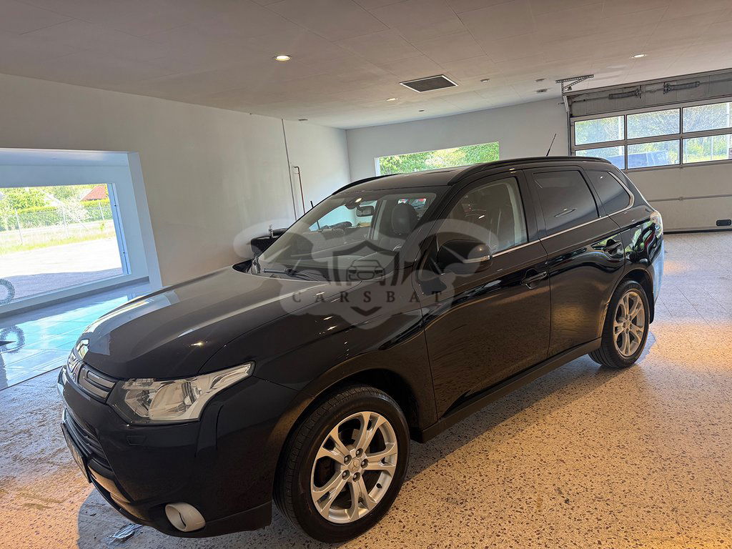 Mitsubishi Outlander 2012