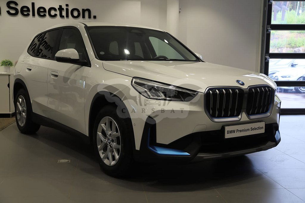 BMW iX1 2023
