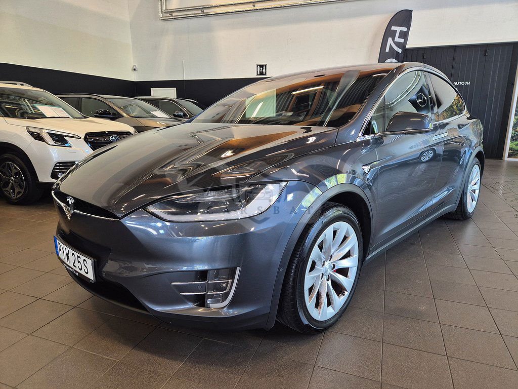 Tesla Model X 2019