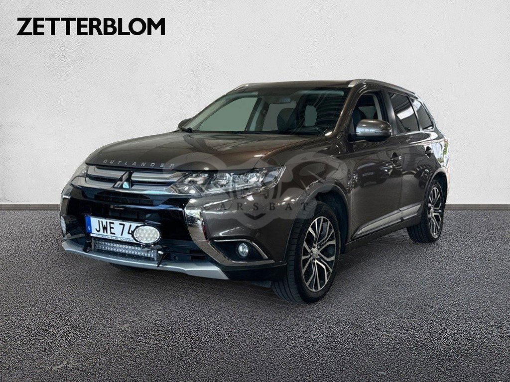 Mitsubishi Outlander 2015