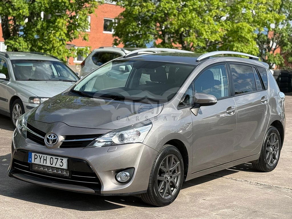 Toyota Verso 2015