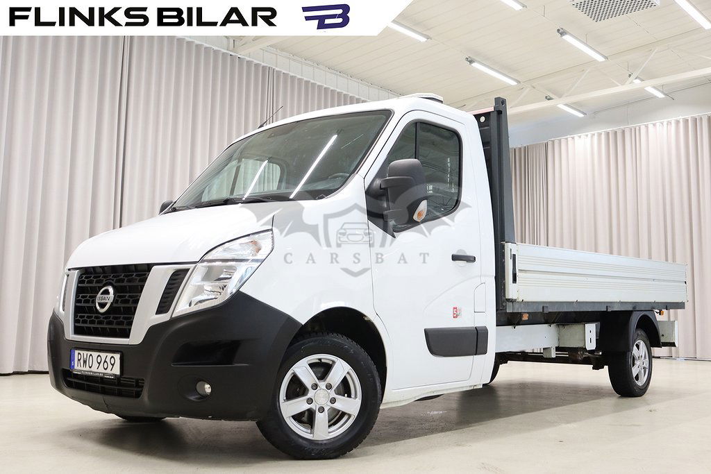 Nissan NV400 2019