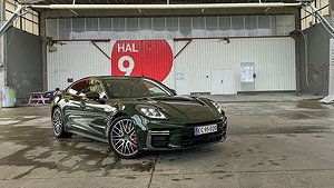 Porsche Taycan 2023