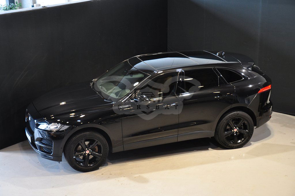 Jaguar F-Pace 2016